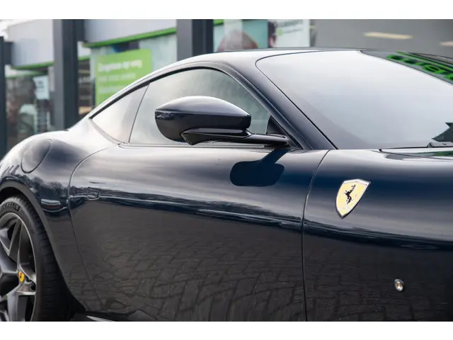 Ferrari Roma 3.9 V8 HELE Novitec 2021 Benzine 34