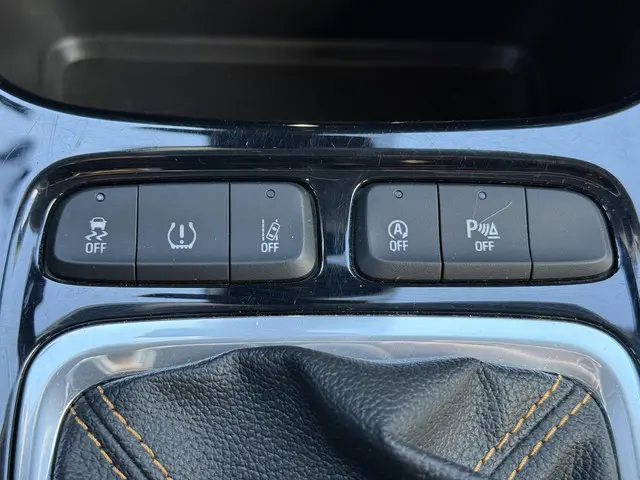 Opel Crossland X 1.2 Turbo Innovation 2017 Benzine 21