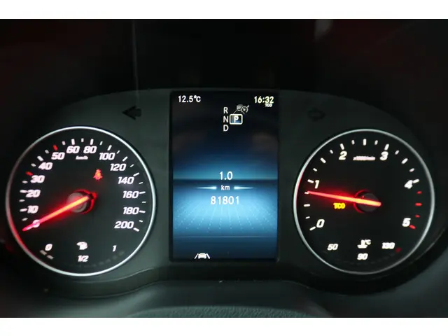 Mercedes-Benz Sprinter 519 CDI Oprijwagen 2023 Diesel 16