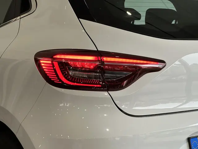 Renault Clio 1.0 TCe Intens 2021 Benzine 27