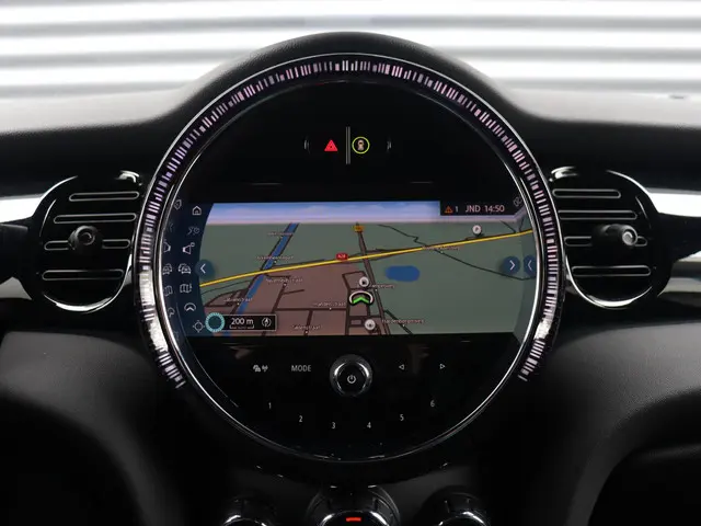 MINI 5-Deurs Cooper 2022 Benzine 19