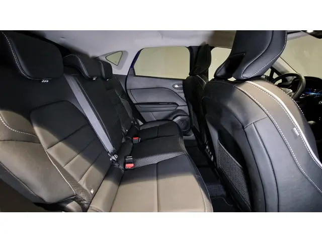 Mitsubishi ASX 1.6 PHEV AT Instyle 2024 Hybride Benzine 5