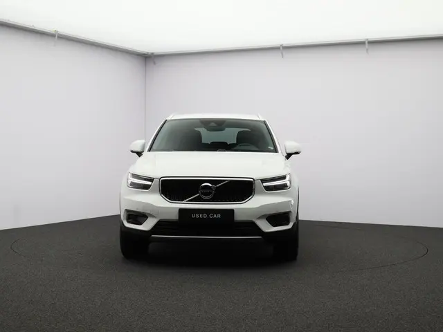 Volvo XC40 1.5 T3 Automaat Momentum Pro 2019 Benzine 26