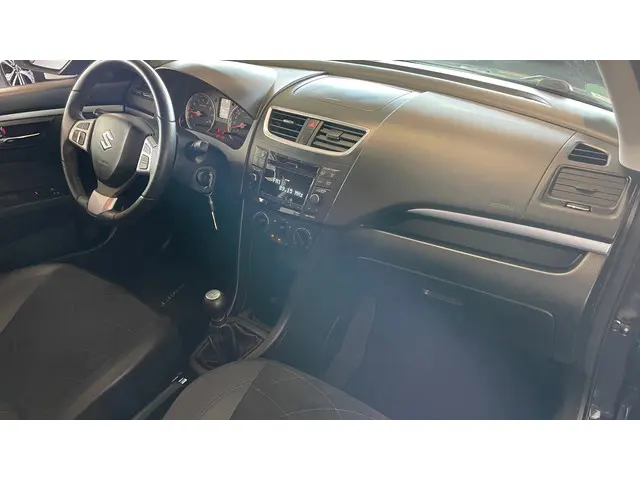 Suzuki Swift 1.2 Business Edition EASSS 2017 Benzine 12