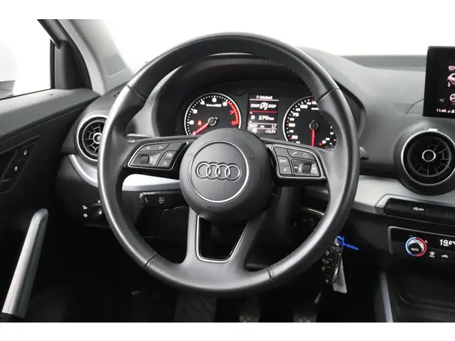 Audi Q2 30 TFSI epic 2020 Benzine 25