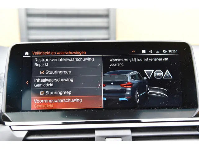 BMW iX3 High Executive 80 kWh 2021 Elektrisch 14