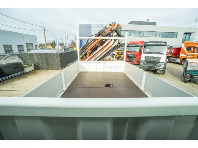 MAN TGM 18.250 +ATLAS 240.2E-A4+JIB 2022 Diesel 14