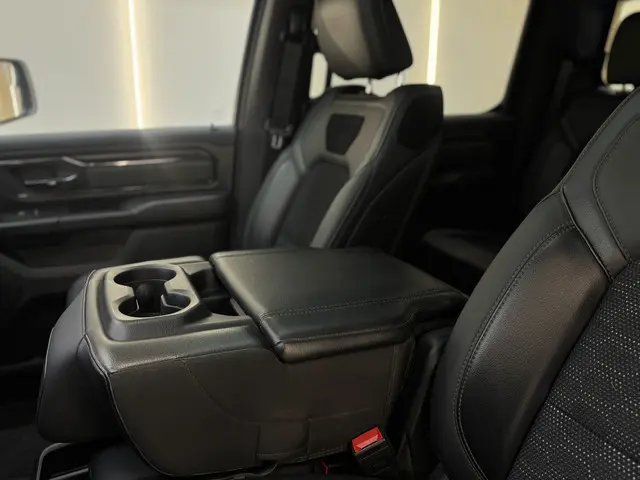 Dodge Ram Pick-Up 1500 5.7 V8 4x4 BTS 6 ZITS! 2024 LPG/Gas 5