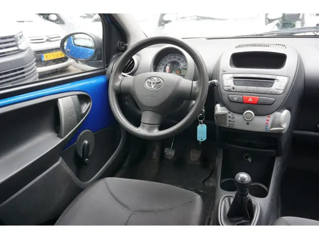 Toyota Aygo 1.0 VVT-i Access 2014 Benzine 16