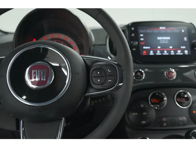 Fiat 500 1.0 Hybrid Dolcevita 2022 Benzine 30