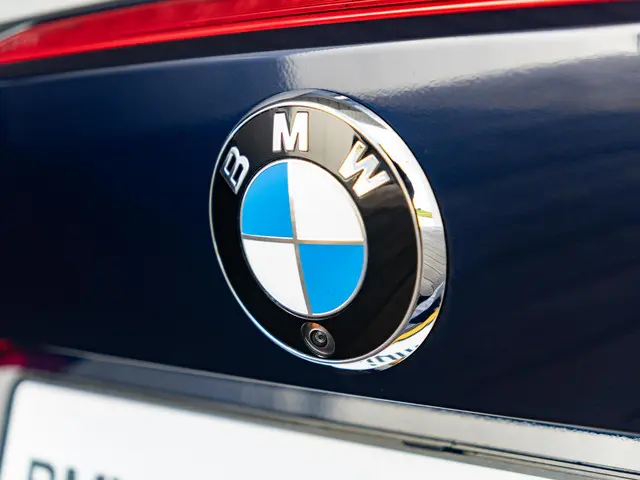 BMW M4 Cabrio Competition xDrive 2022 Benzine 24