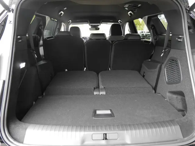 Peugeot e-5008 GT Avantage 73 kWh 2025 Elektrisch 14