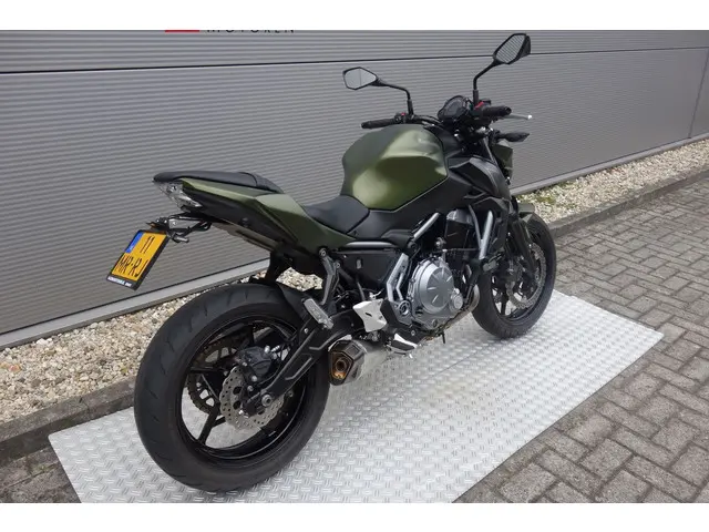 Kawasaki Z650 ABS 2018 Benzine 3