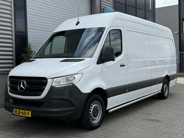 Mercedes-Benz Sprinter 315 1.9 CDI L3H2 2021 Diesel 3
