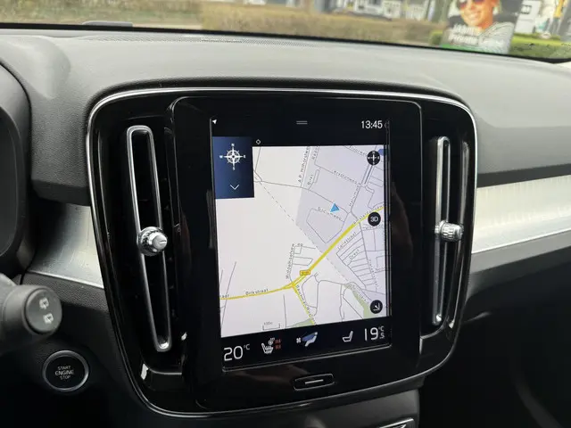 Volvo XC40 2.0 B4 Business Pro 2020 Hybride Benzine 21