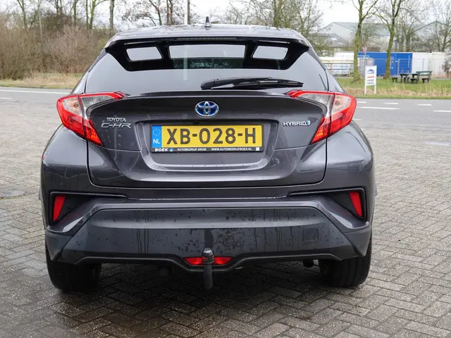 Toyota C-HR 1.8 Hybrid Dynamic 2018 Hybride Benzine 7