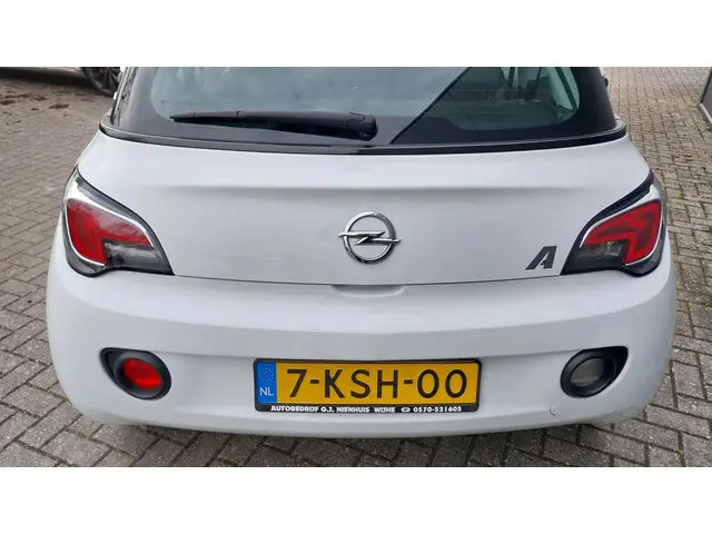 Opel ADAM 1.2 2013 Benzine 6