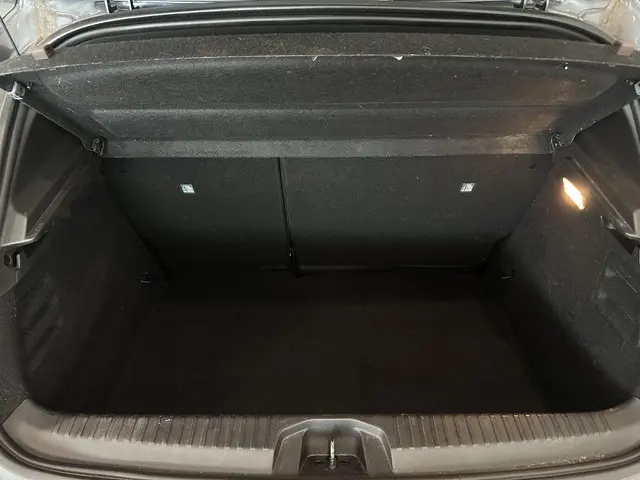 Renault Clio 1.3 TCe 130 EDC R.S. Line 2021 Benzine 9