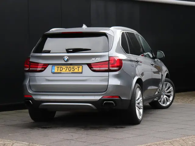 BMW X5 xDrive40e iPerformance 2015 Hybride Benzine 3