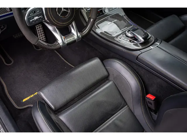 Mercedes-Benz E-Klasse AMG 63 S 4MATIC+ 2017 Benzine 27