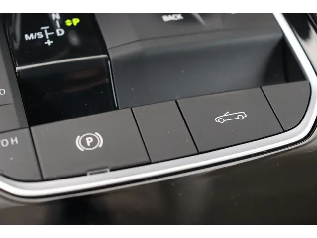 BMW Z4 Roadster sDrive20i High Executive 2020 Benzine 26