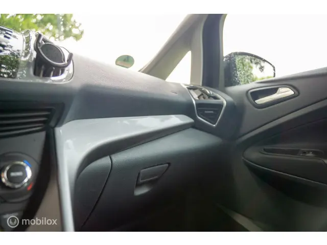 Ford C-MAX 1.6 TDCi Lease Titanium 2012 Diesel 26