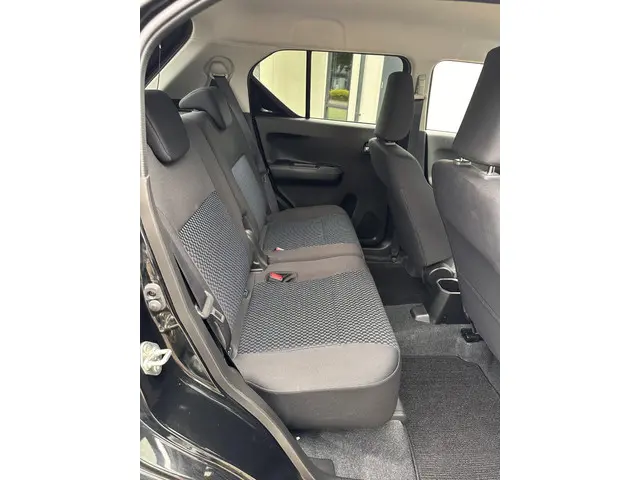 Suzuki Ignis 1.2 Smart Hybrid Style 2022 Benzine 19