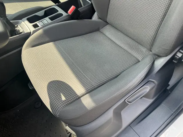 Volkswagen Caddy Cargo 1.5 TSI Style 2022 Benzine 15