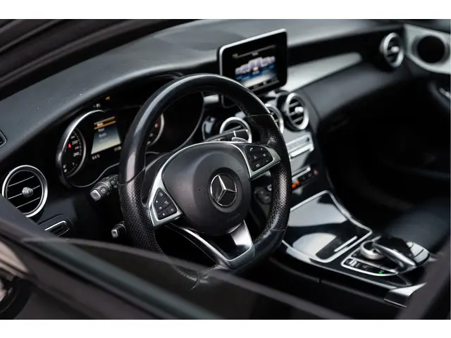 Mercedes-Benz C-Klasse Estate C180 AMG | 2017 Benzine 4