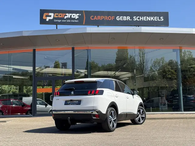 Peugeot 3008 1.2 PureTech Allure Automaat 2017 Benzine 8