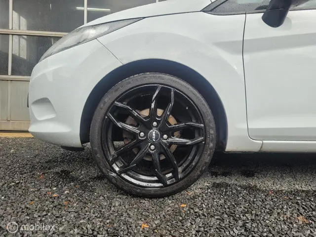 Ford Fiesta 1.25 Limited | AIRCO | 111.000KM | 2012 Benzine 22