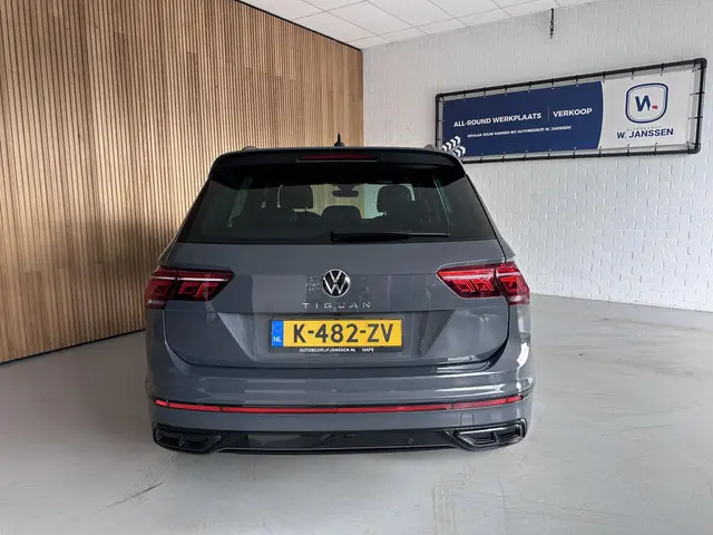 Volkswagen Tiguan 1.5 TSI R-Line Business+ 2021 Benzine 24