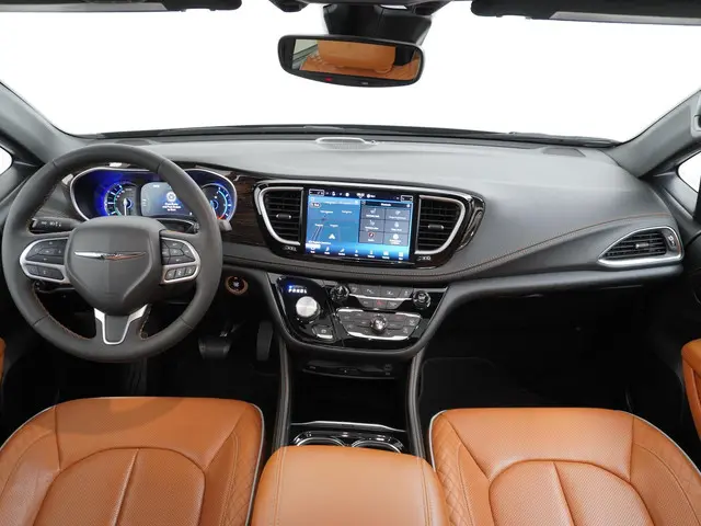Chrysler Pacifica 3.6 V6 Hybrid 2023 Benzine 34