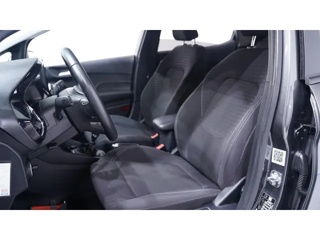 Ford Fiesta 1.0 EcoBoost Hybrid Titanium 2020 Benzine 32