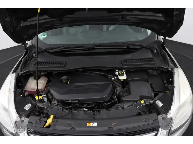 Ford Kuga 1.6 Titanium Plus 2014 Benzine 26