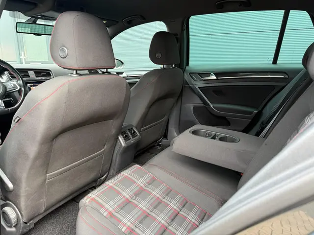 Volkswagen Golf 2.0 TSI GTI Performance 2014 Benzine 12