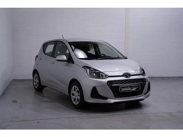 Hyundai i10 1.0i Trend 2018 Benzine 3