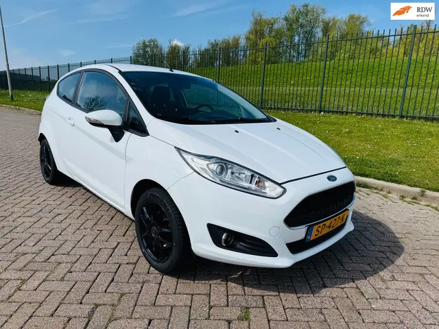 Ford Fiesta 1.25 2017 Benzine