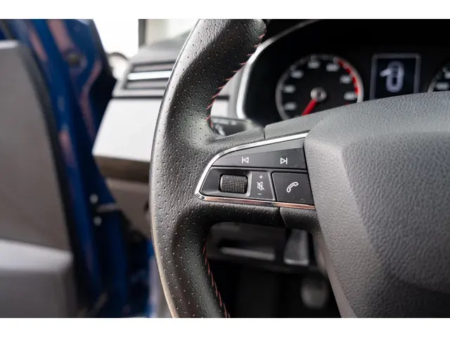 SEAT Ibiza 1.0 TSI FR | Climate | PDC | Drive Mode 2018 Benzine 6