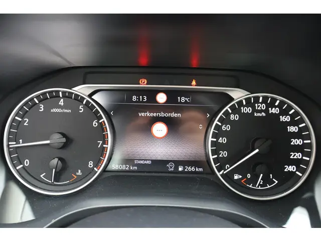 Nissan QASHQAI 1.3 MHEV 2022 Hybride Benzine 26