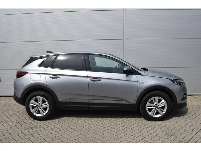 Opel Grandland X 1.2 Turbo Edition 2021 Benzine 3