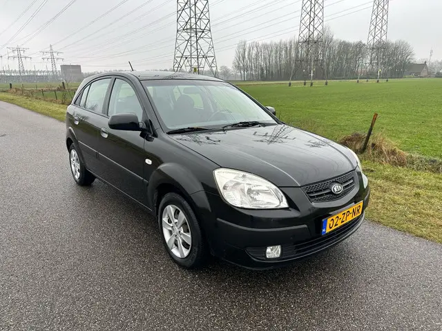 Kia Rio 1.4 X-pect NIEUWE APK | BEURT | AIRCO ! 2008 Benzine 3