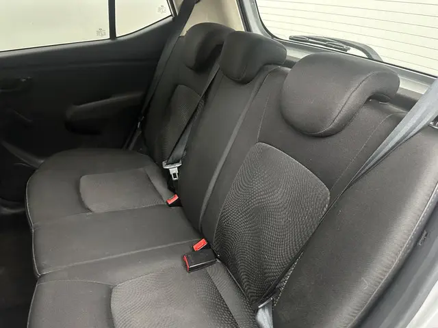 Hyundai i10 1.0 i-Drive Cool # Airco # Lmv # Nap 2012 Benzine 6