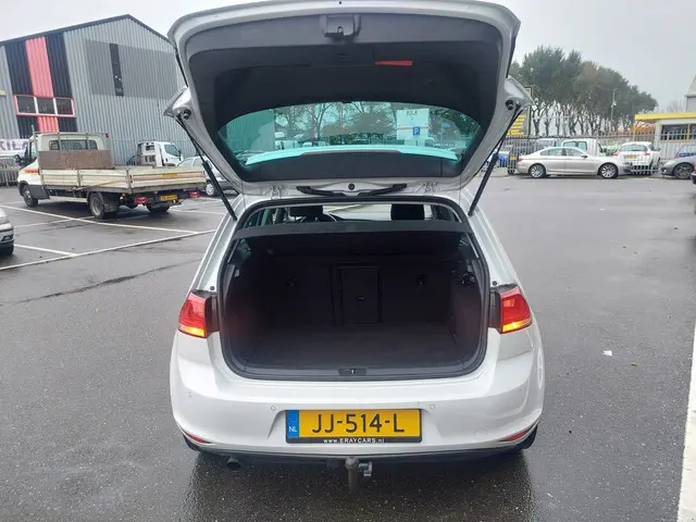 Volkswagen Golf 1.0 TSI Comfortline 2016 Benzine 25