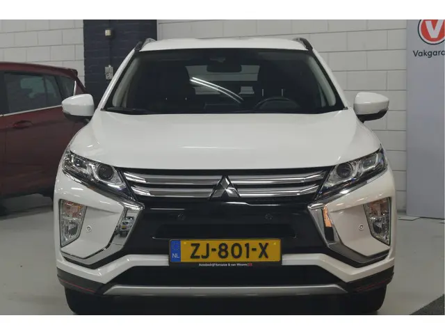 Mitsubishi Eclipse Cross 2