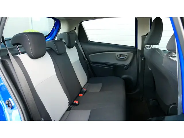 Toyota Yaris 1.5 Hybrid Active 2019 Hybride Benzine 29