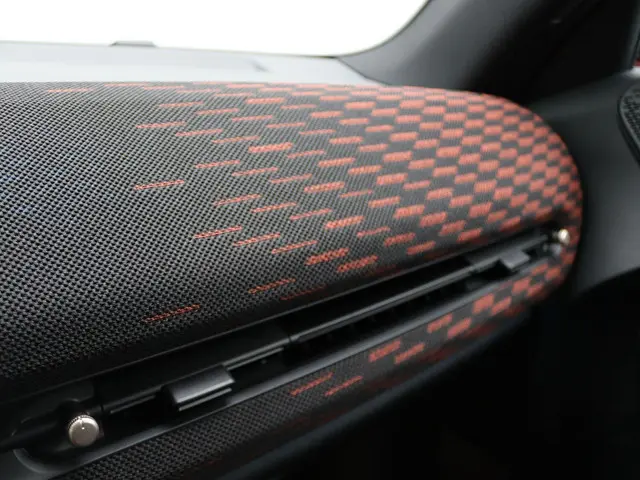 MINI Aceman SE 2025 Elektrisch 10