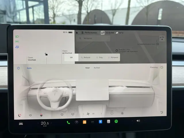 Tesla Model Y Long Range AWD 75 kWh 2023 Elektrisch 23