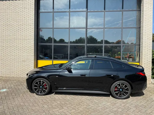 BMW i4 EDrive40 High Executive 84 kWh 2023 Elektrisch 2