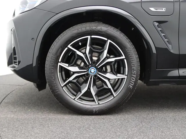 BMW X3 xDrive30e 2022 Hybride Benzine 7